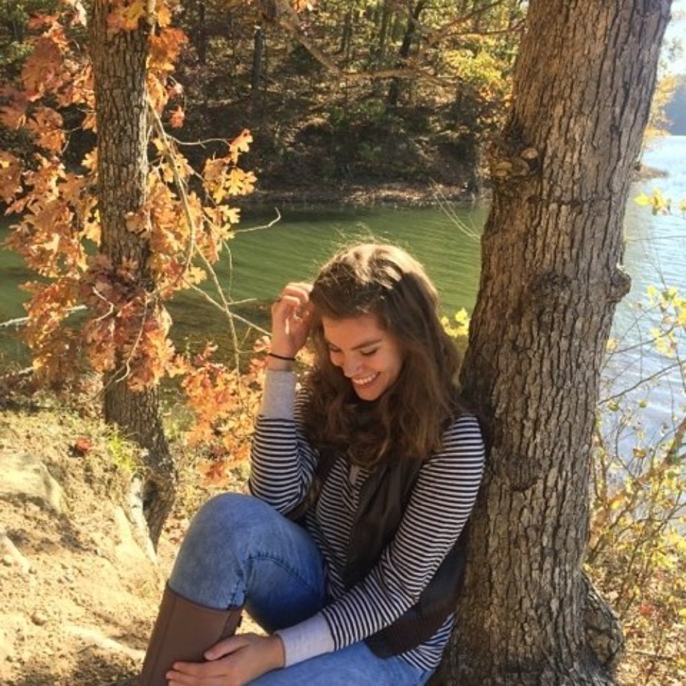 Meet your Posher, Caileigh